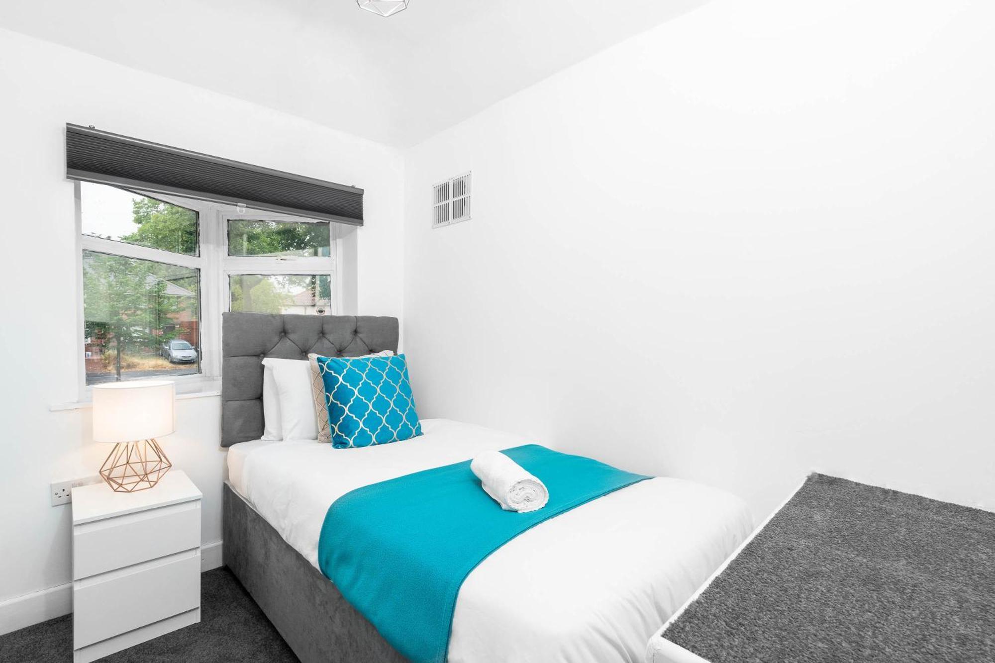 4 Bedroom House - Accommodates 7 - Garden - Parking - Netflix - Wifi - 559T Birmingham Esterno foto