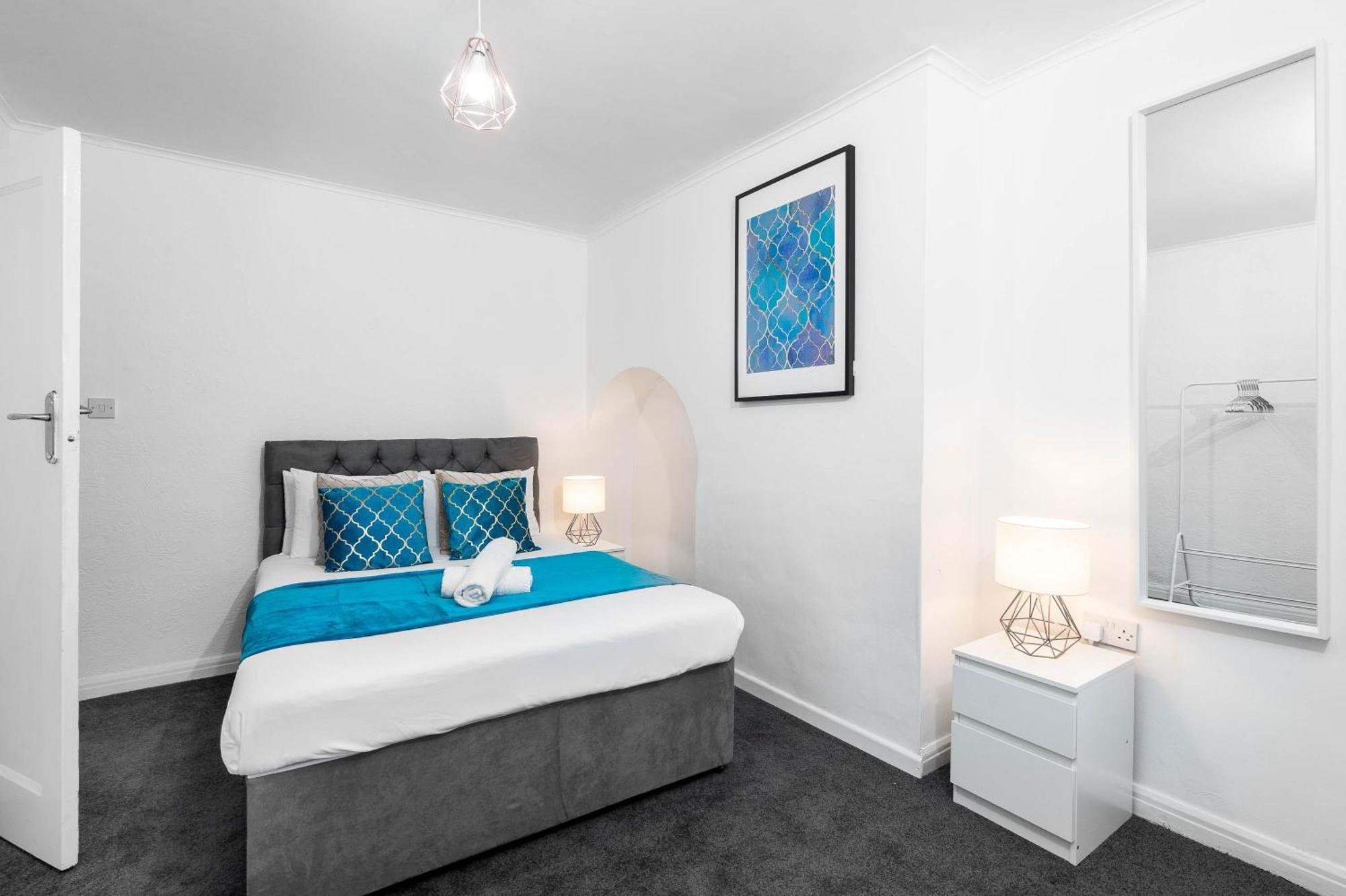 4 Bedroom House - Accommodates 7 - Garden - Parking - Netflix - Wifi - 559T Birmingham Esterno foto