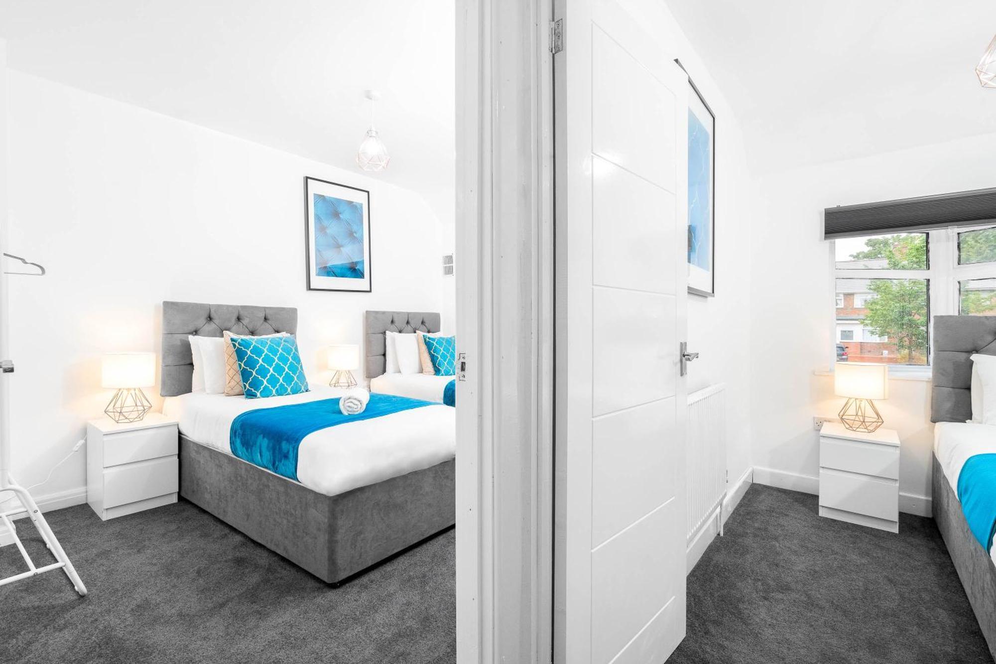 4 Bedroom House - Accommodates 7 - Garden - Parking - Netflix - Wifi - 559T Birmingham Esterno foto